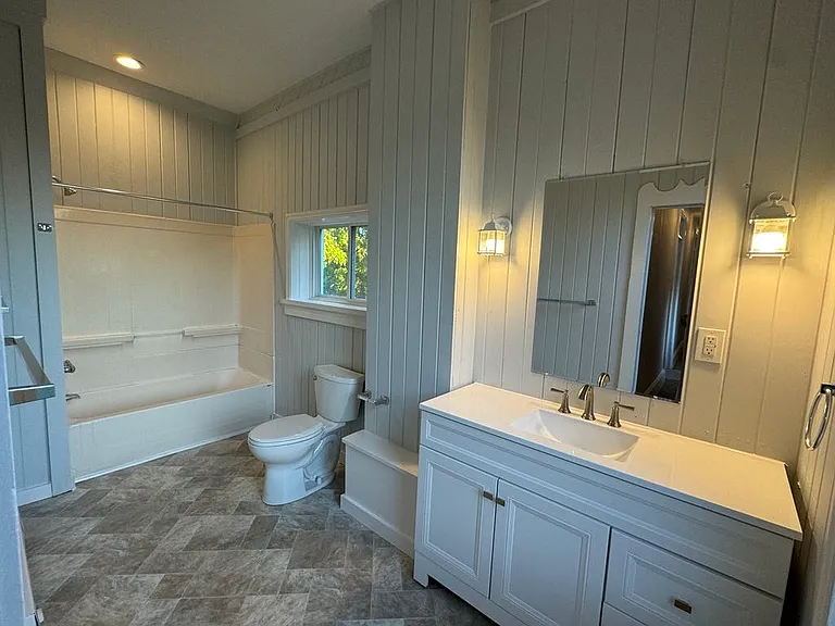 38 E Water St #A — Photo 16