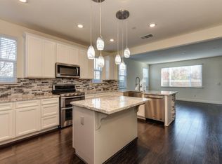 10998 Arrington Dr, Rancho Cordova, CA 95670