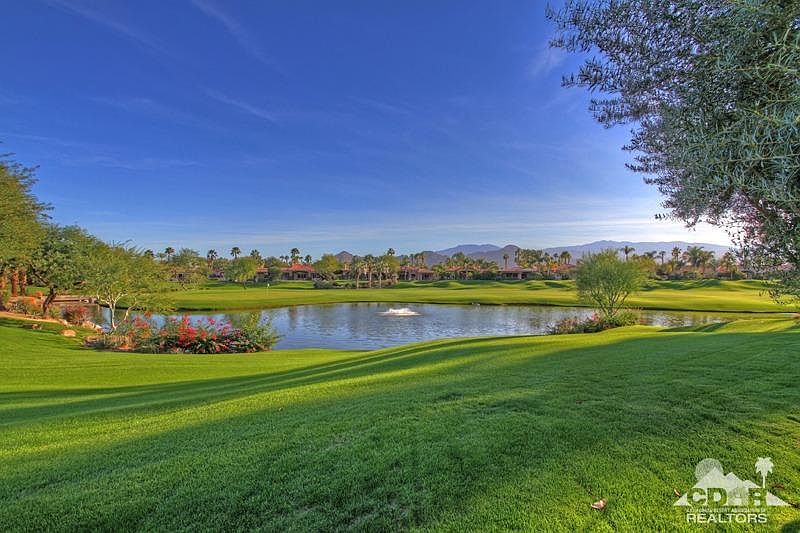 1st image of 979 Mesa Grande Dr