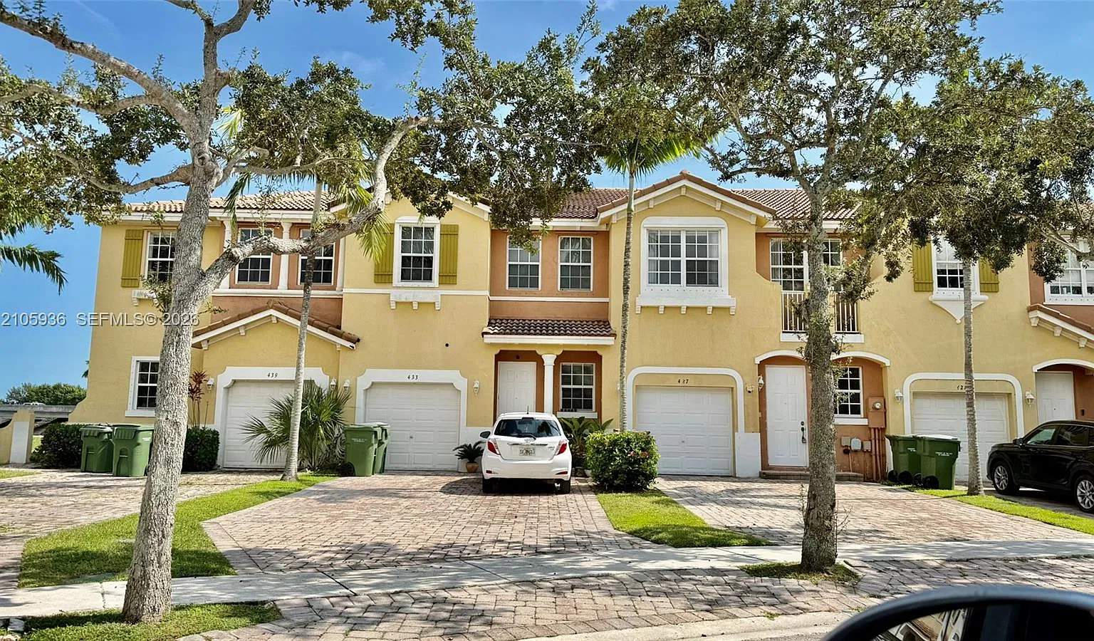 Portofino Villas West — Photo 3