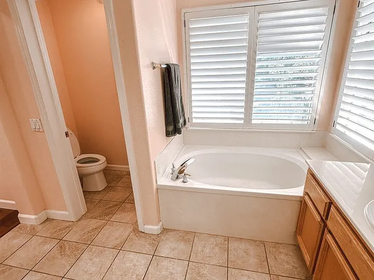3718 Angus Way — Photo 18