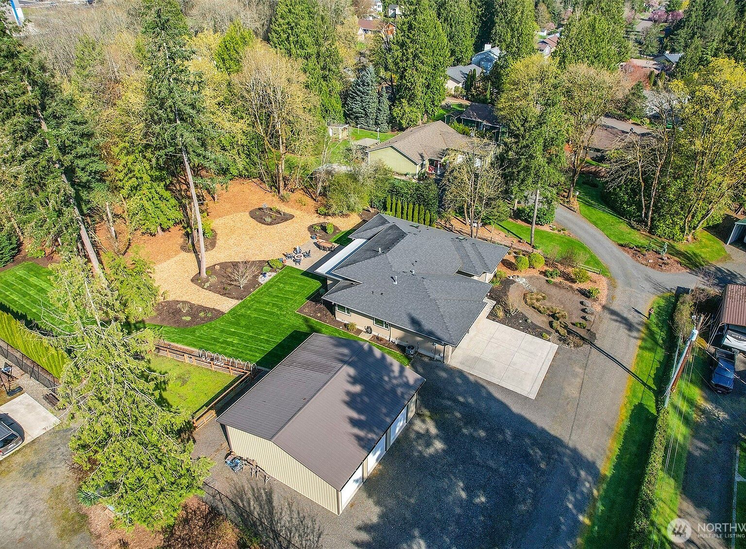 その他 NEIGHBORHOOD - neighborhood 8 - 1960 Glenaire Drive, North Vancouver — For Sale