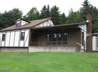 8 Sarah Ln, Drums, PA 18222