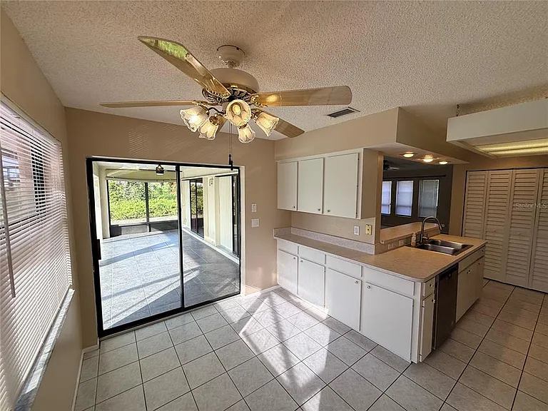 7344 Brookhaven Ter — Photo 10