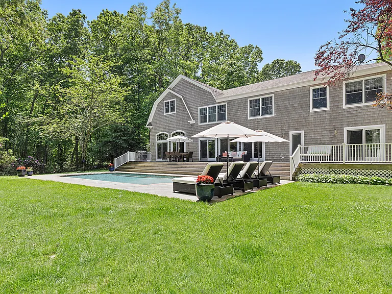 2795 Deerfield Rd — Photo 23