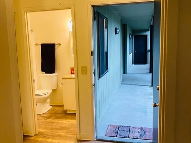 Lancaster Apartments — Photo 6