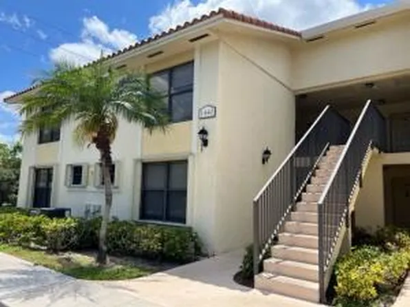 1440 Lake Crystal Drive #D, West Palm Beach, FL 33411