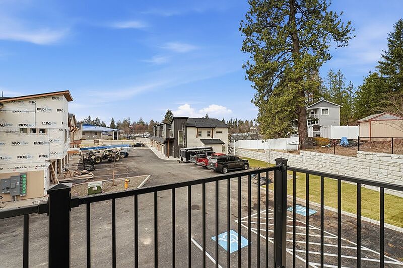 1st image of 1808 N 15th St #206