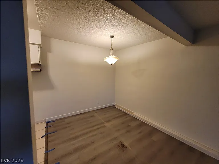 615 S Royal Crest Cir #10 — Photo 21