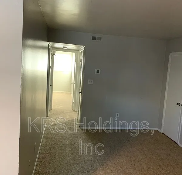 1227 Nelson St #A — Photo 7