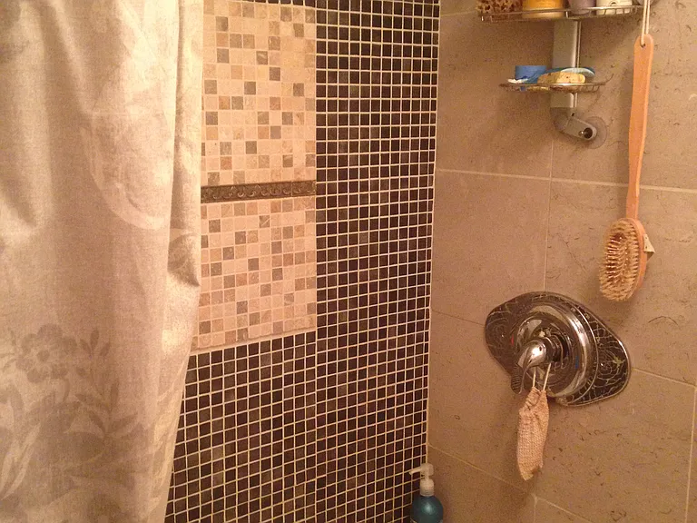 280 Gardner Ave — Photo 29
