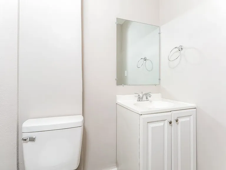 33 Millbridge St — Photo 3
