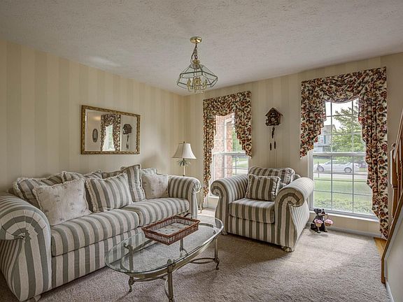 4th image of 6565 Covefield Ct