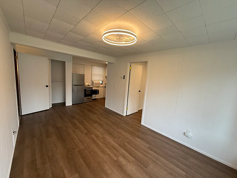 34 Little Neck Rd #1 — Photo 14