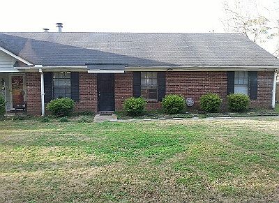 1st image of 204B Bent Creek Cir S