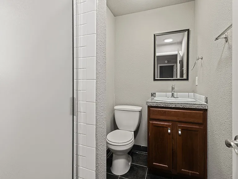 Rocket Apartments — Photo 20