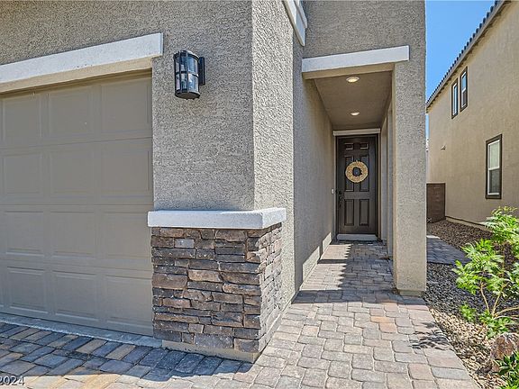 3rd image of 1243 Corral Bluffs Ave
