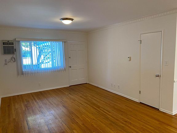 5th image of 3251 Cardiff Ave #6