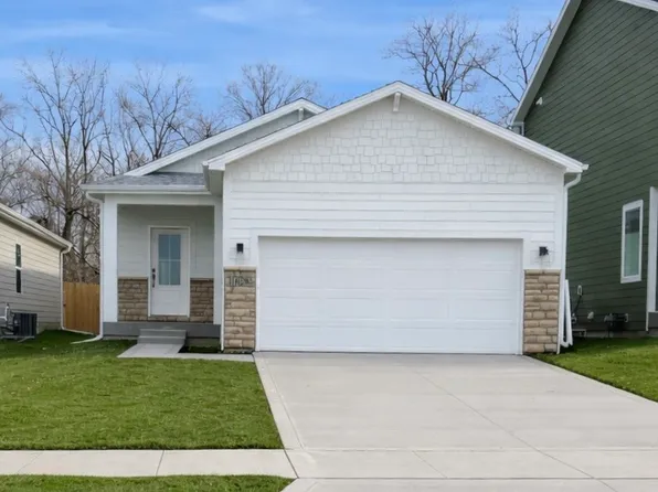 1028 NW Macarthur Ln, Waukee, IA 50263