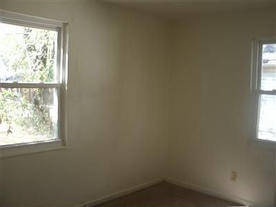 5th image of 546 W Stewart St