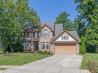 10410 Fox Creek Ln, Fishers, IN 46037