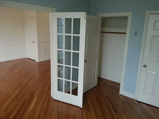 Rented by ZealEstate Group Inc | media 32