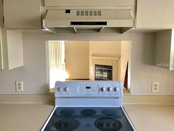 4th image of 2512 Olive Branch Way