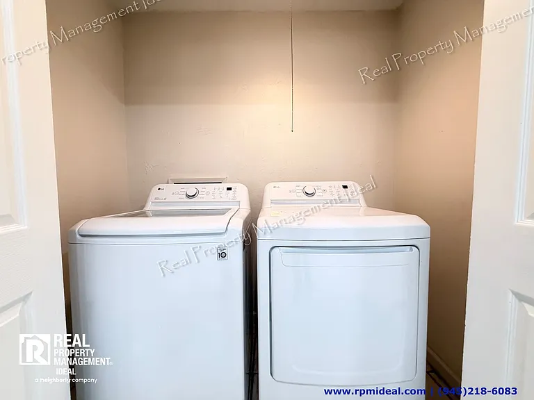 407 Ivy Way — Photo 10