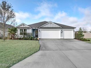 15686 Winder Lake Dr, Jacksonville, FL 32218