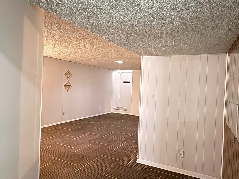 4974 Ursula St — Photo 23