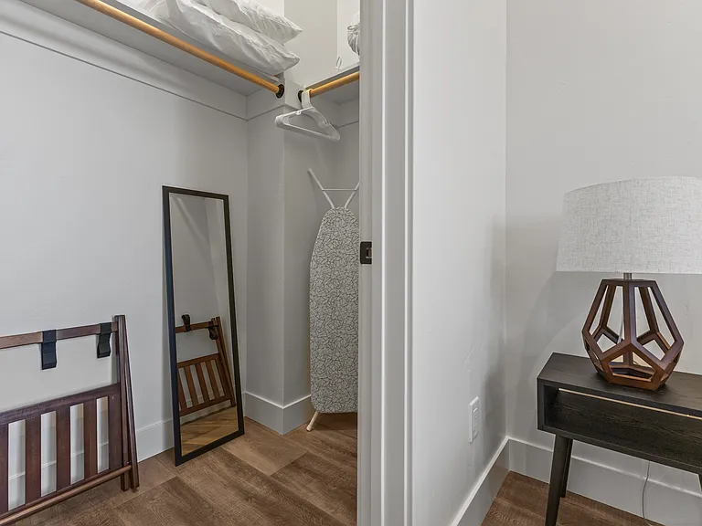 Walk-in Closet
