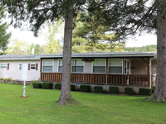 3rd image of 78 Woodlands Ln