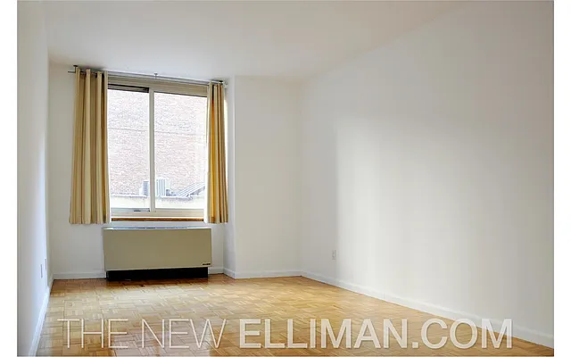 Sold by Douglas Elliman | media 20