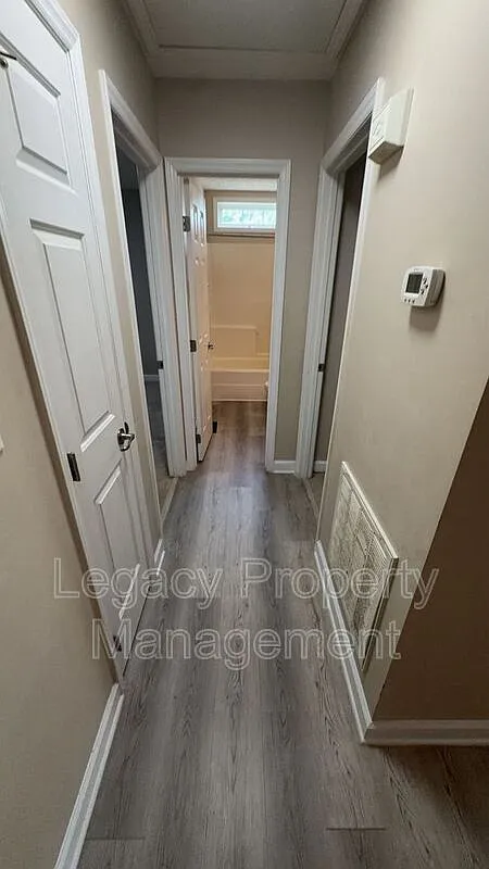 3 bed, 2.0 bath, 1164 sqft, $1,875 — Photo 4