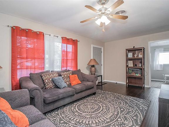 5th image of 6501 Onyx Dr N