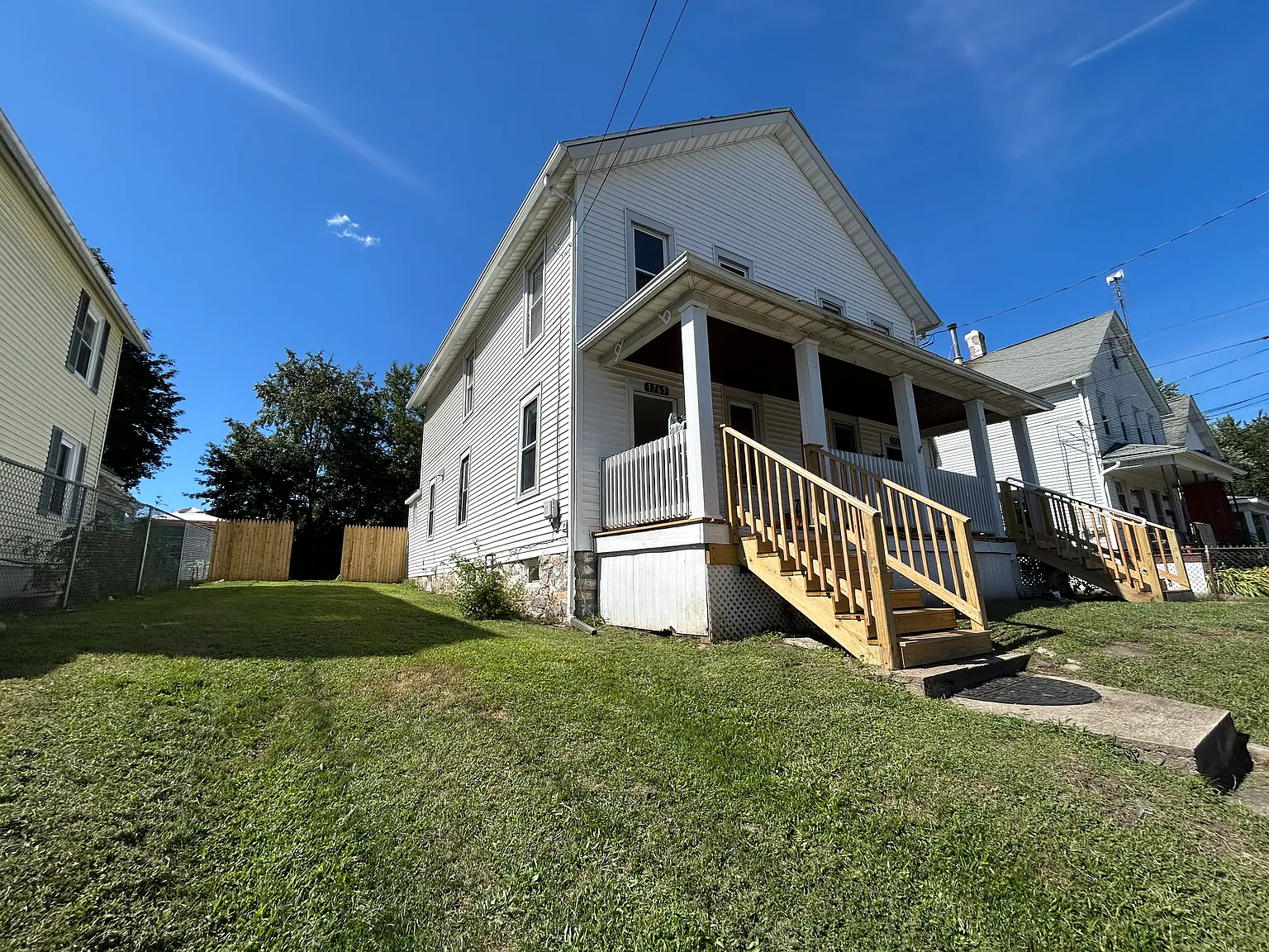 3 bed, 1044 sqft, $1,450 — Photo 3