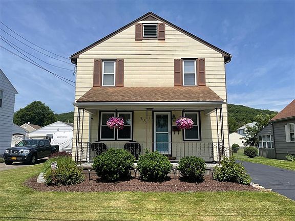 2nd image of 709 Glendale Dr