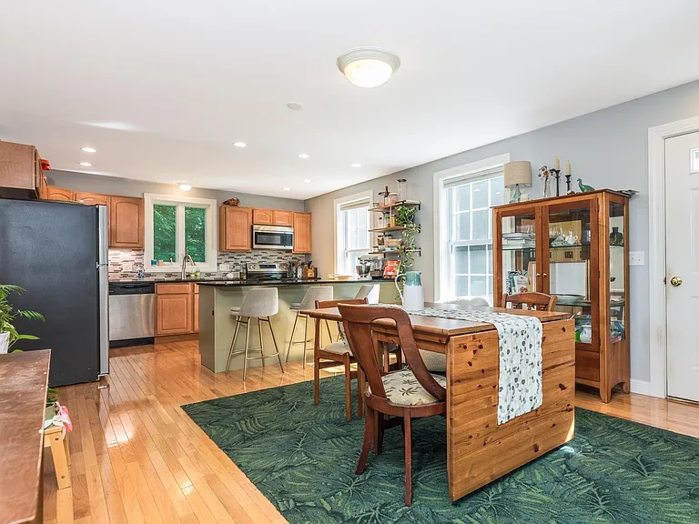 12 Woodside Rd — Photo 10