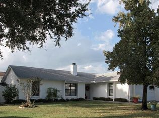 6706 Longpointe Way, Tampa, FL 33615