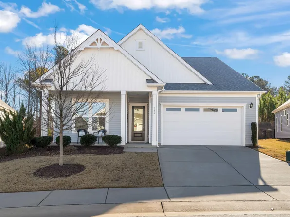 236 Warm Wind Dr, Clayton, NC 27527