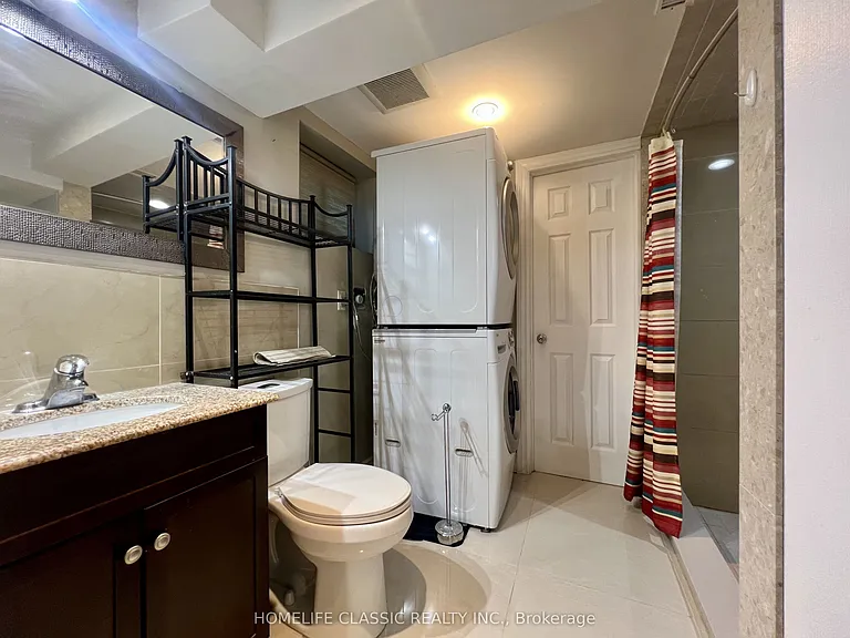 309 Princess Ave #BASEMENT — Photo 9