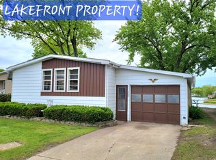 1053 Lakeview Rd #267, Elgin, IL 60123