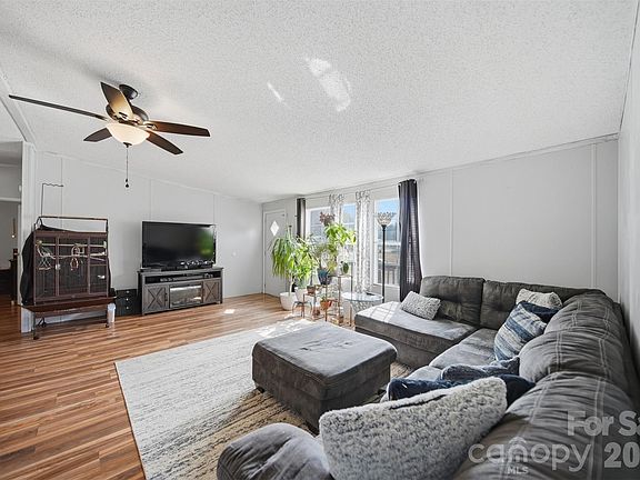 5th image of 2404 Stones Throw Ct