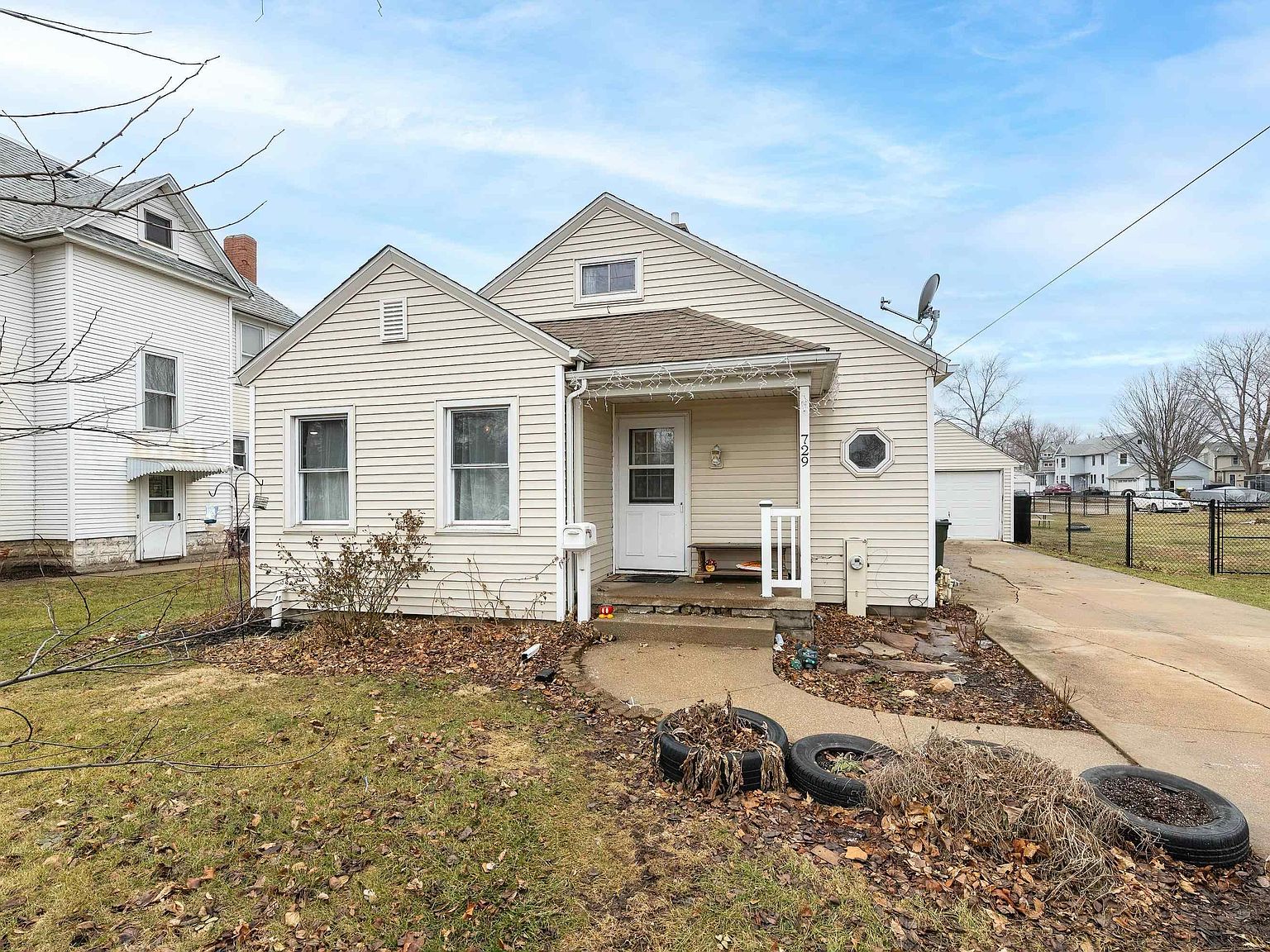 729 S Oakwood Ave, Geneseo, IL 61254 Zillow
