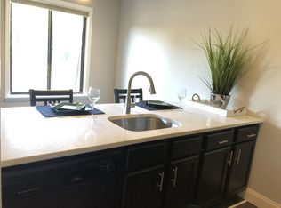 2975 W Old State Rd APT 16, Schenectady, NY 12303