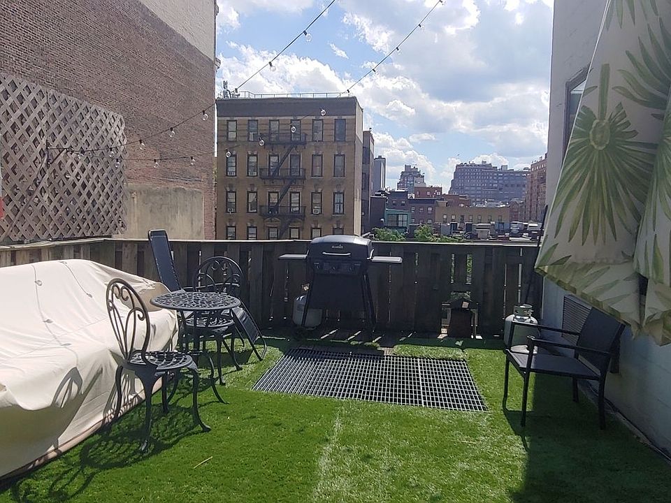 1st image of 286 8th Ave APT 3R