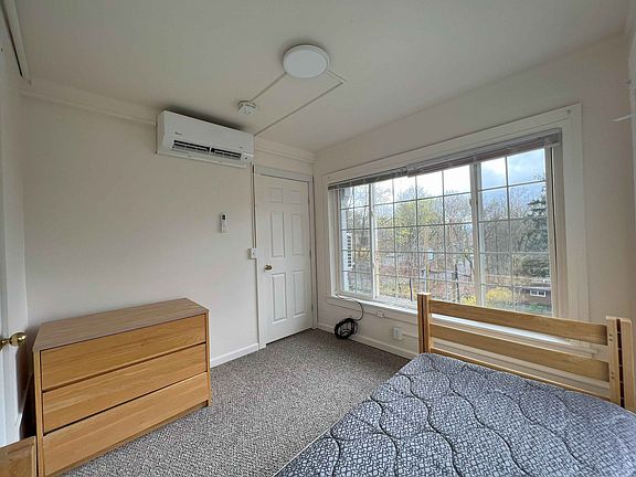 5th image of 509 Wyckoff Rd #9