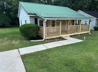 602 Poplar St, West Pt, GA 31833