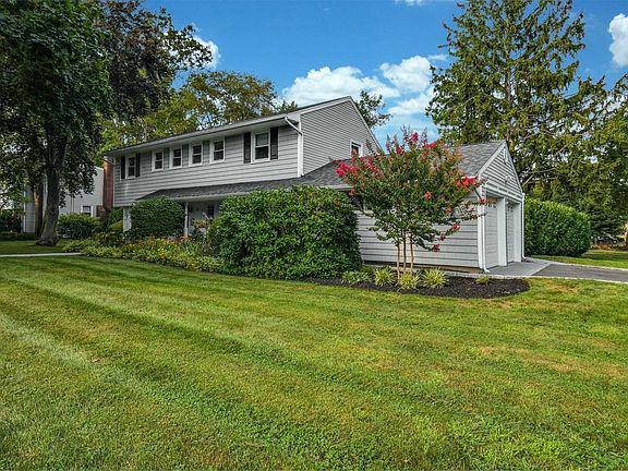 2nd image of 14 Hadland Dr