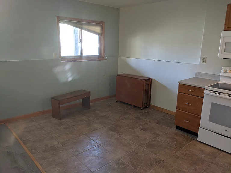 1181 Mesa Dr — Photo 6